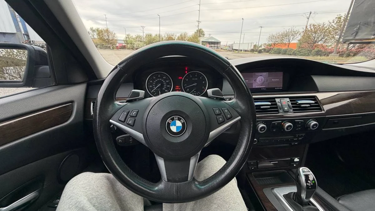 2009 BMW E60 5 Series Sedan - Image 6 of 17