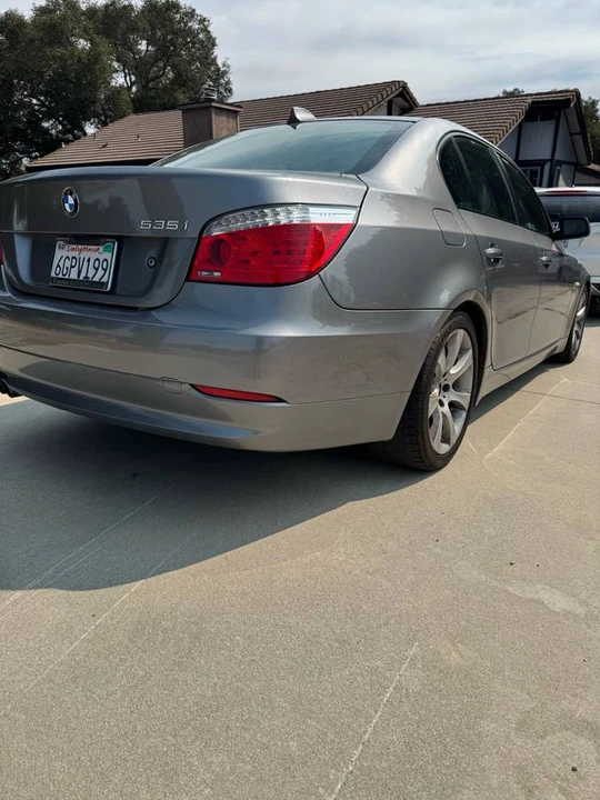 2009 BMW E60 5 Series Sedan - Image 3 of 10