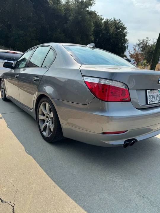 2009 BMW E60 5 Series Sedan - Image 4 of 10