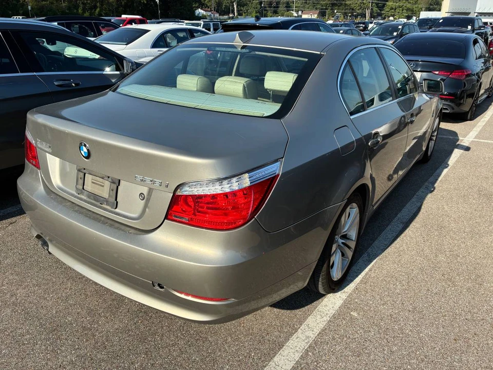 2009 BMW E60 5 Series Sedan - Image 4 of 5