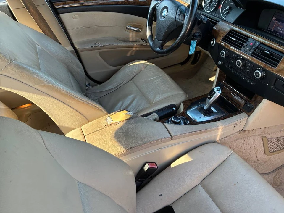 2009 BMW E60 5 Series Sedan - Image 5 of 5