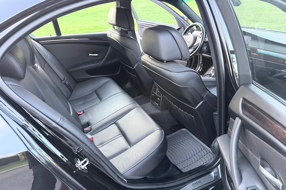 2009 BMW E60 5 Series Sedan - Image 30 of 31