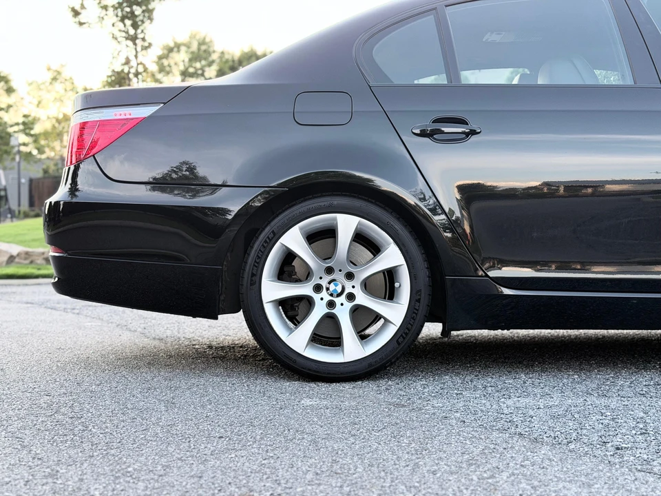 2009 BMW E60 5 Series Sedan - Image 26 of 31