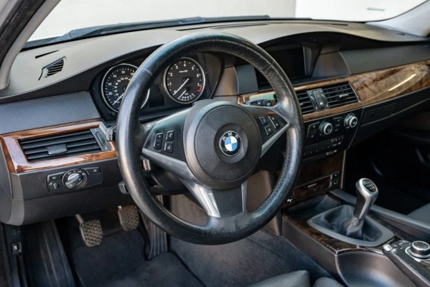 2009 BMW E60 5 Series Sedan - Image 5 of 7