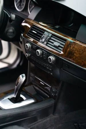 2009 BMW E60 5 Series Sedan - Image 16 of 21