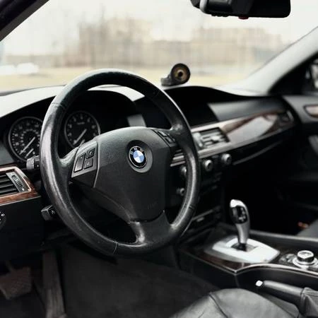 2009 BMW E60 5 Series Sedan - Image 18 of 21