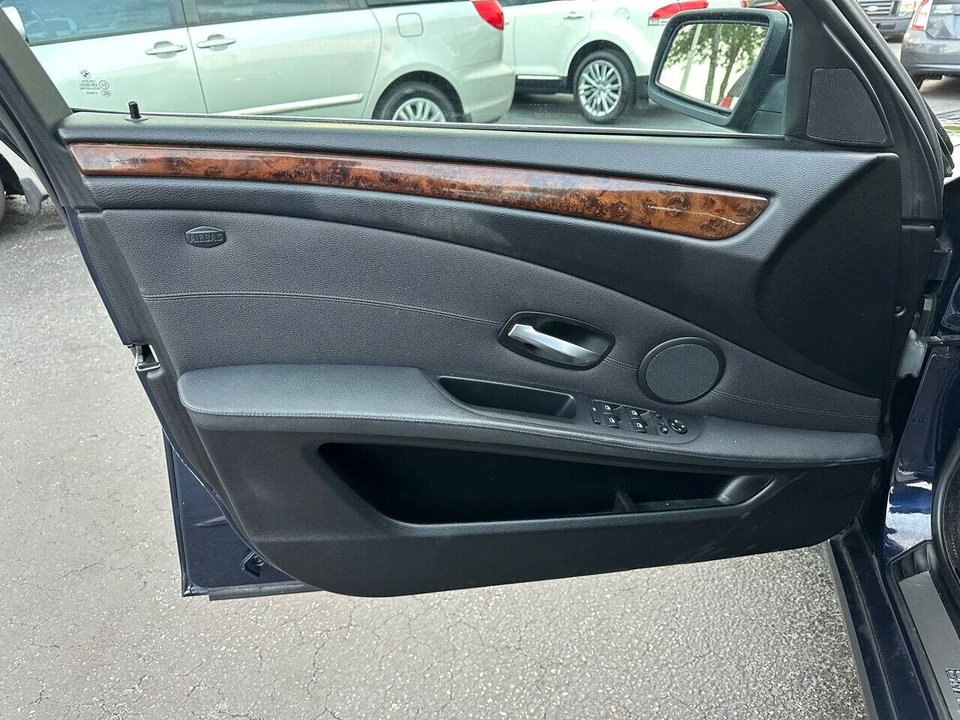2009 BMW E60 5 Series Sedan - Image 10 of 31