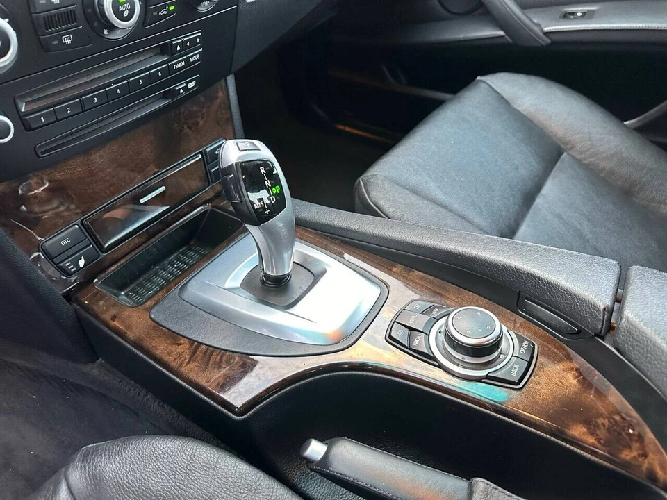 2009 BMW E60 5 Series Sedan - Image 15 of 31