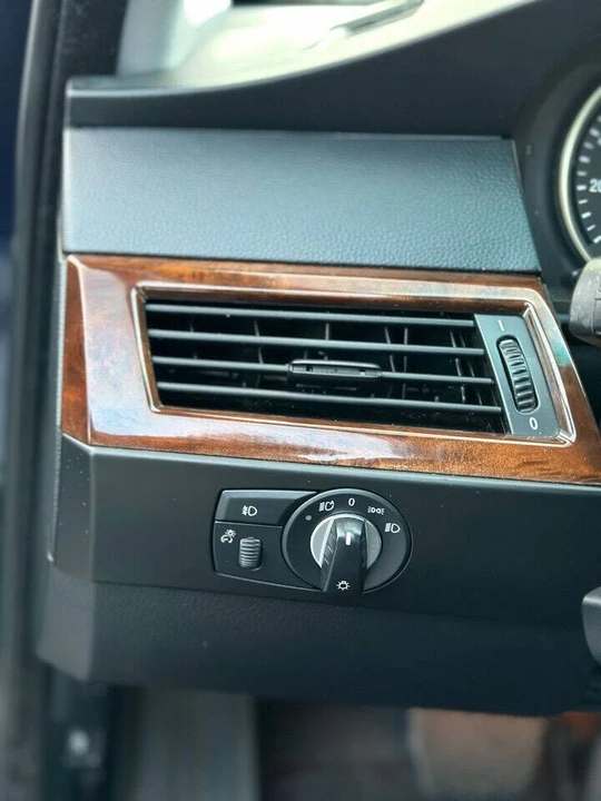 2009 BMW E60 5 Series Sedan - Image 12 of 31