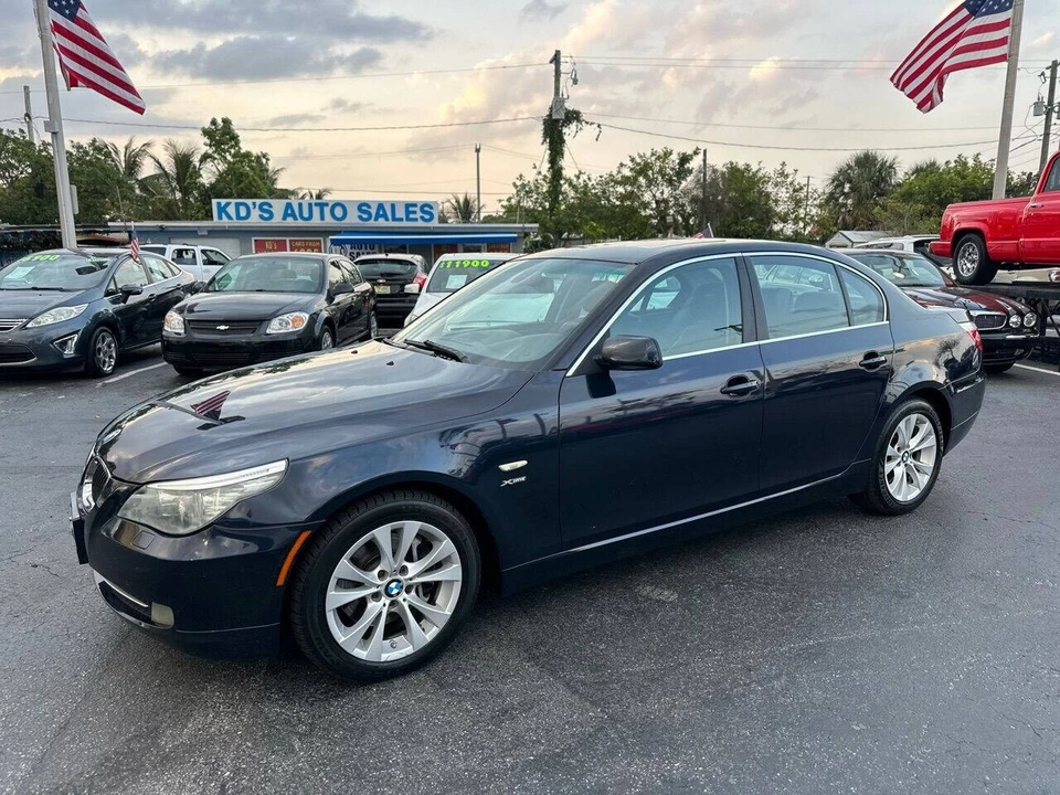 2009 BMW E60 5 Series Sedan - Image 2 of 31