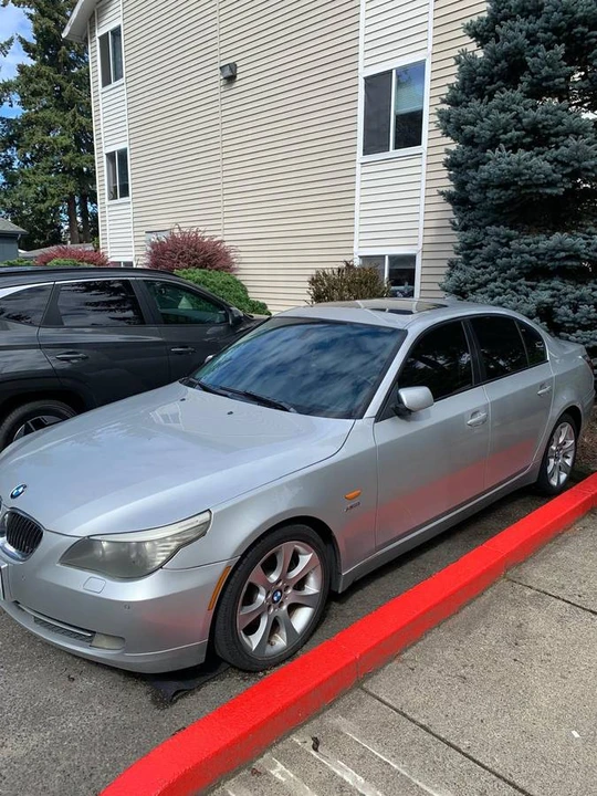 2009 BMW E60 5 Series Sedan - Image 4 of 5