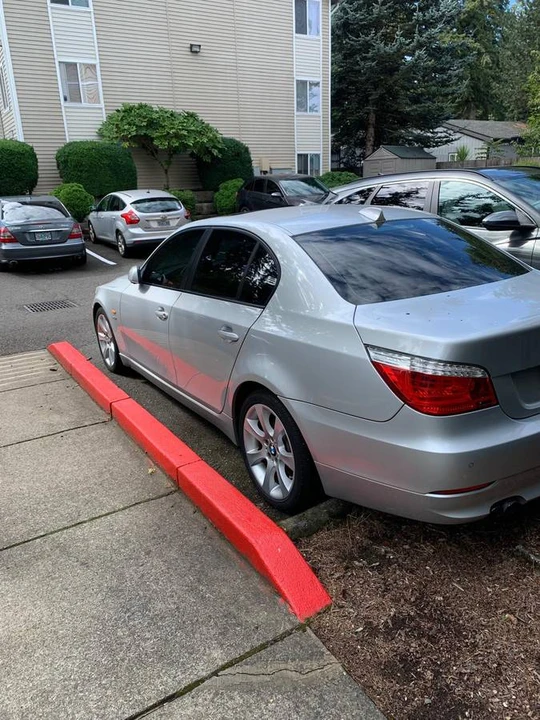 2009 BMW E60 5 Series Sedan - Image 5 of 5