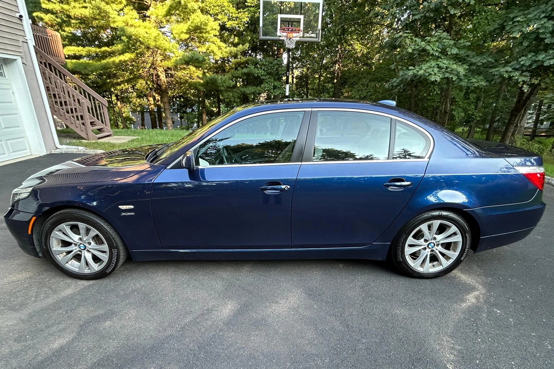 2009 BMW E60 5 Series Sedan - Image 9 of 31