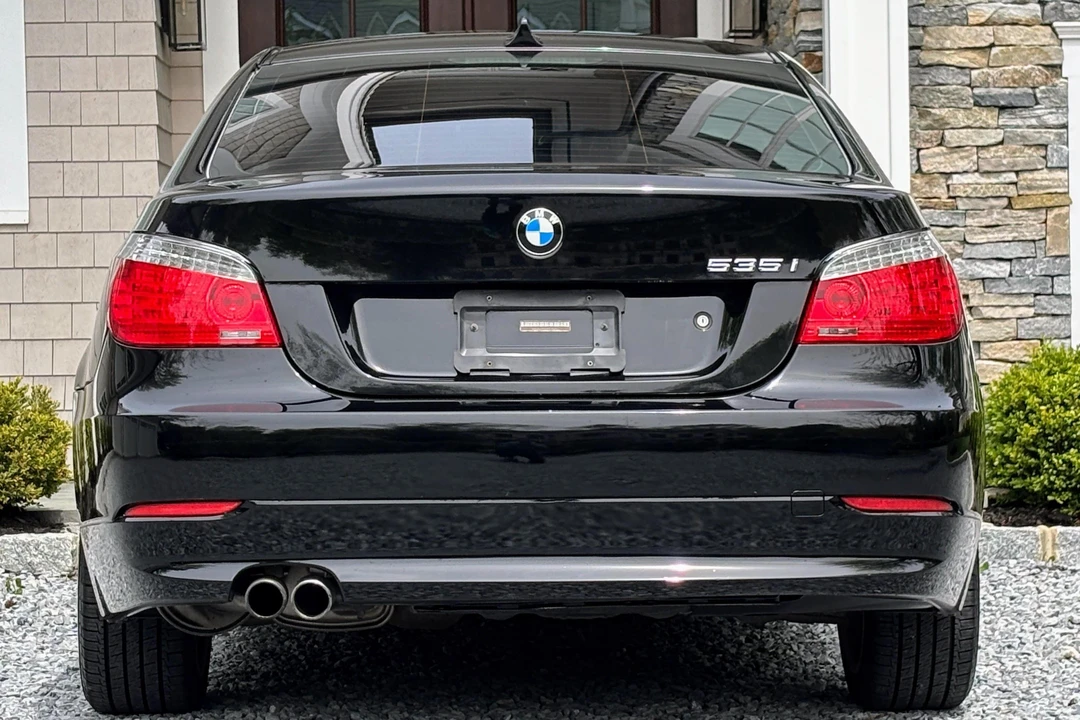 2009 BMW E60 5 Series Sedan - Image 5 of 18