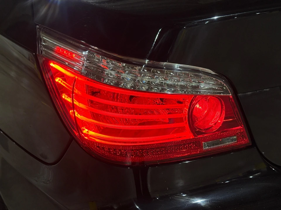 2009 BMW E60 5 Series Sedan - Image 12 of 18