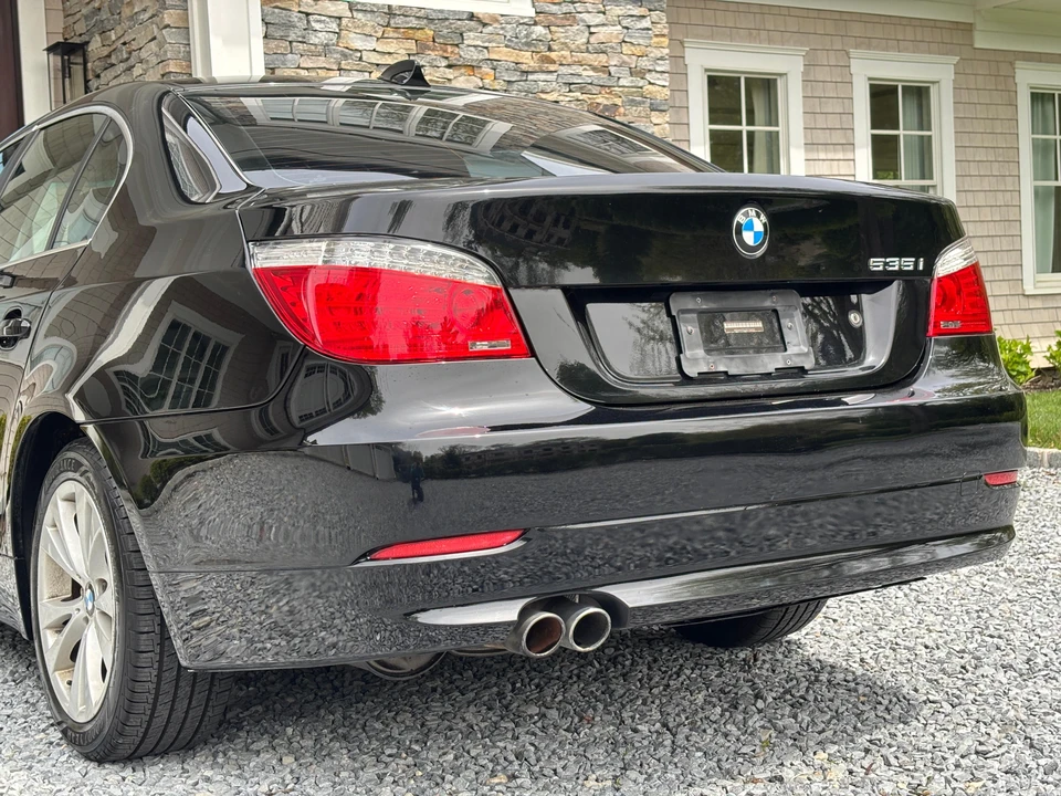 2009 BMW E60 5 Series Sedan - Image 10 of 18