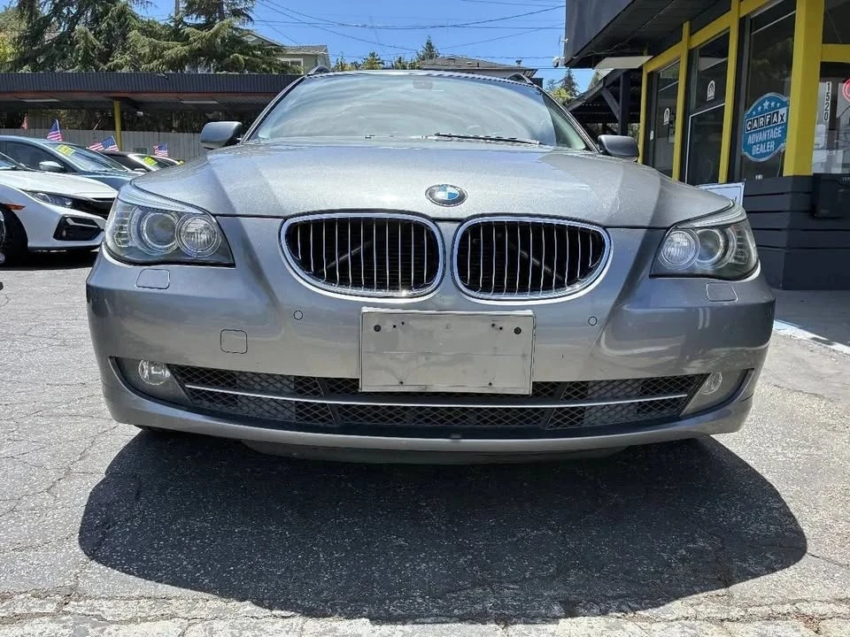 2009 BMW E60 5 Series Sedan - Image 7 of 16