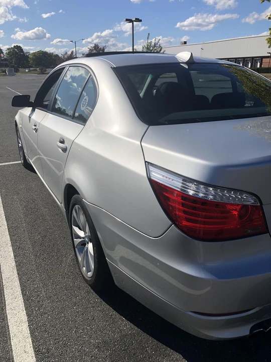 2009 BMW E60 5 Series Sedan - Image 28 of 31