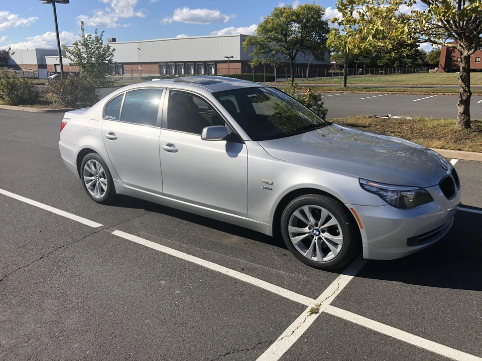 2009 BMW E60 5 Series Sedan - Image 21 of 31