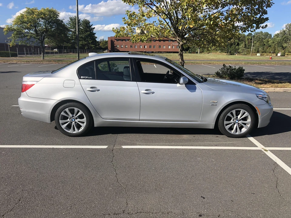 2009 BMW E60 5 Series Sedan - Image 20 of 31