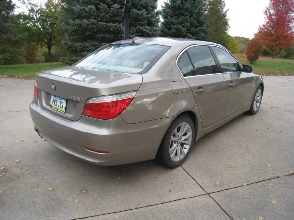 2009 BMW E60 5 Series Sedan - Image 2 of 6