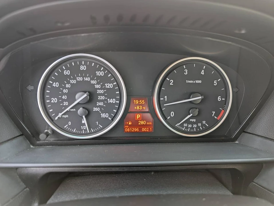 2009 BMW E60 545i & 550i Sedan - Image 16 of 17