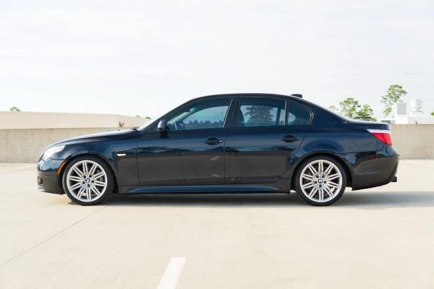 2009 BMW E60 545i & 550i Sedan - Image 3 of 7