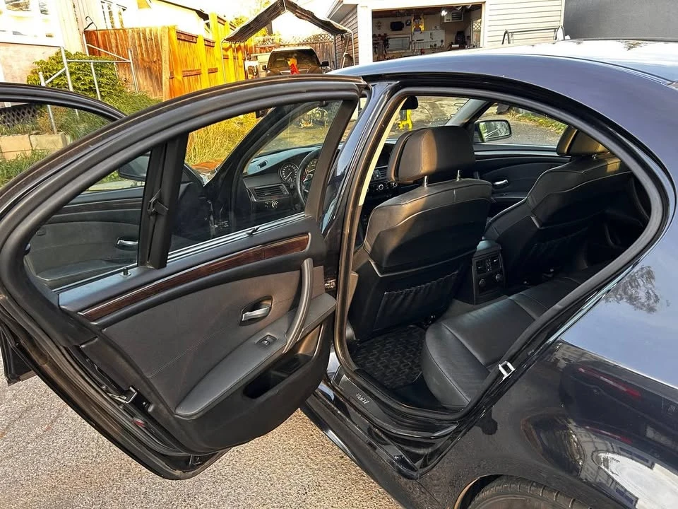 2009 BMW E60 545i & 550i Sedan - Image 4 of 15