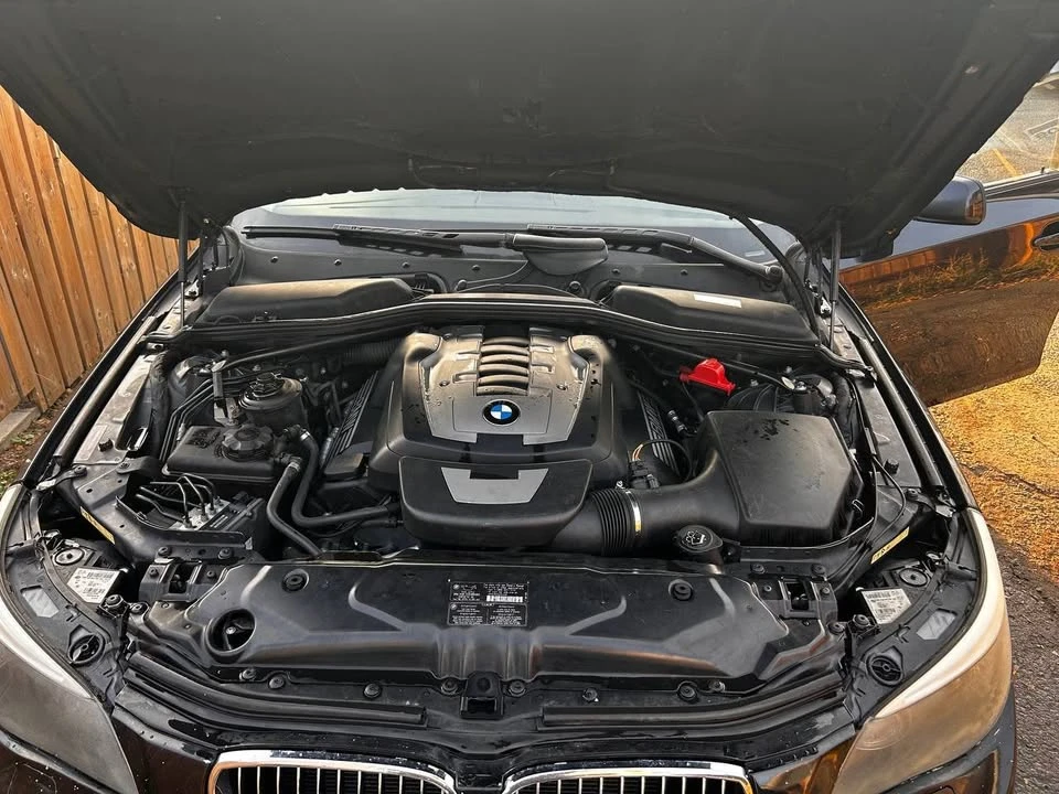 2009 BMW E60 545i & 550i Sedan - Image 12 of 15