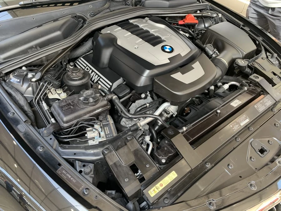 2009 BMW E63/E64 645Ci & 650i - Image 7 of 14
