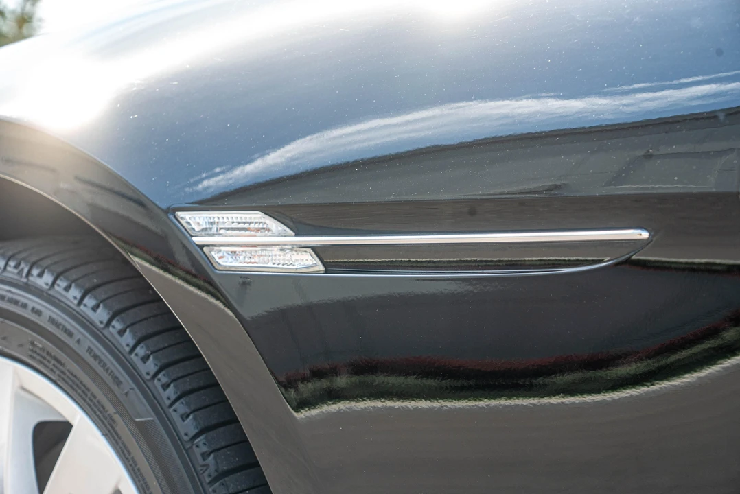 2009 BMW E63/E64 645Ci & 650i - Image 15 of 31