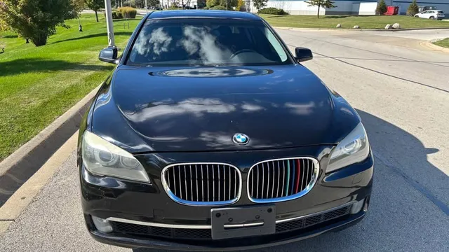 2009 BMW 7 Series 750Li Sedan 4D