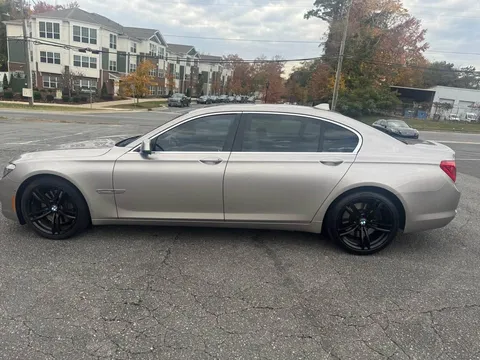 2009 BMW 7 Series · 750Li Sedan 4D