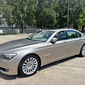 2009 BMW 7 Series 750Li Sedan 4D