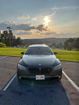 2009 BMW 7 Series 750Li Sedan 4D