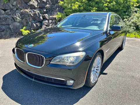 2009 BMW 7 Series 750Li Sedan 4D