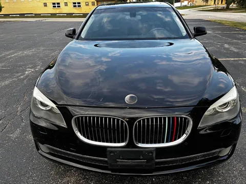 2009 BMW 7 Series 750Li Sedan 4D