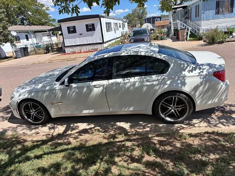 2009 BMW 7 Series 750Li Sedan 4D