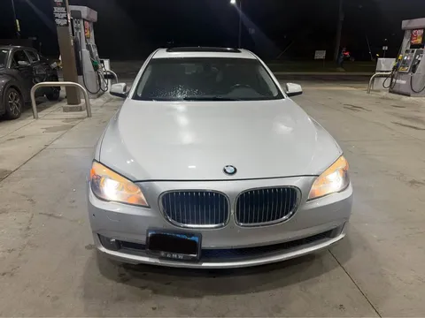 2009 BMW 7 Series 750Li xDrive Sedan 4D