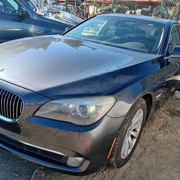 2009 BMW 750Li xDrive Sedan
