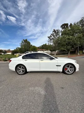 2009 BMW 750i Sedan