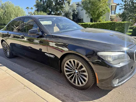 2009 BMW 750i Sedan