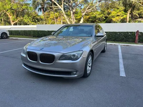 2009 BMW 750i