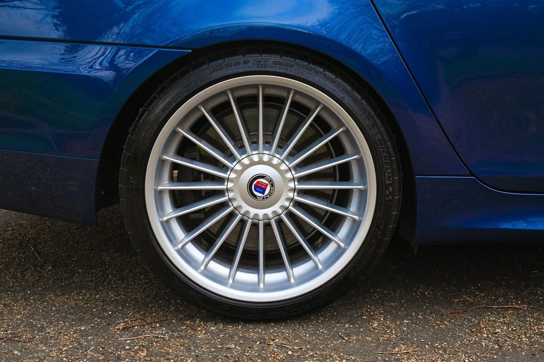 2009 BMW Alpina B5 - Image 18 of 30