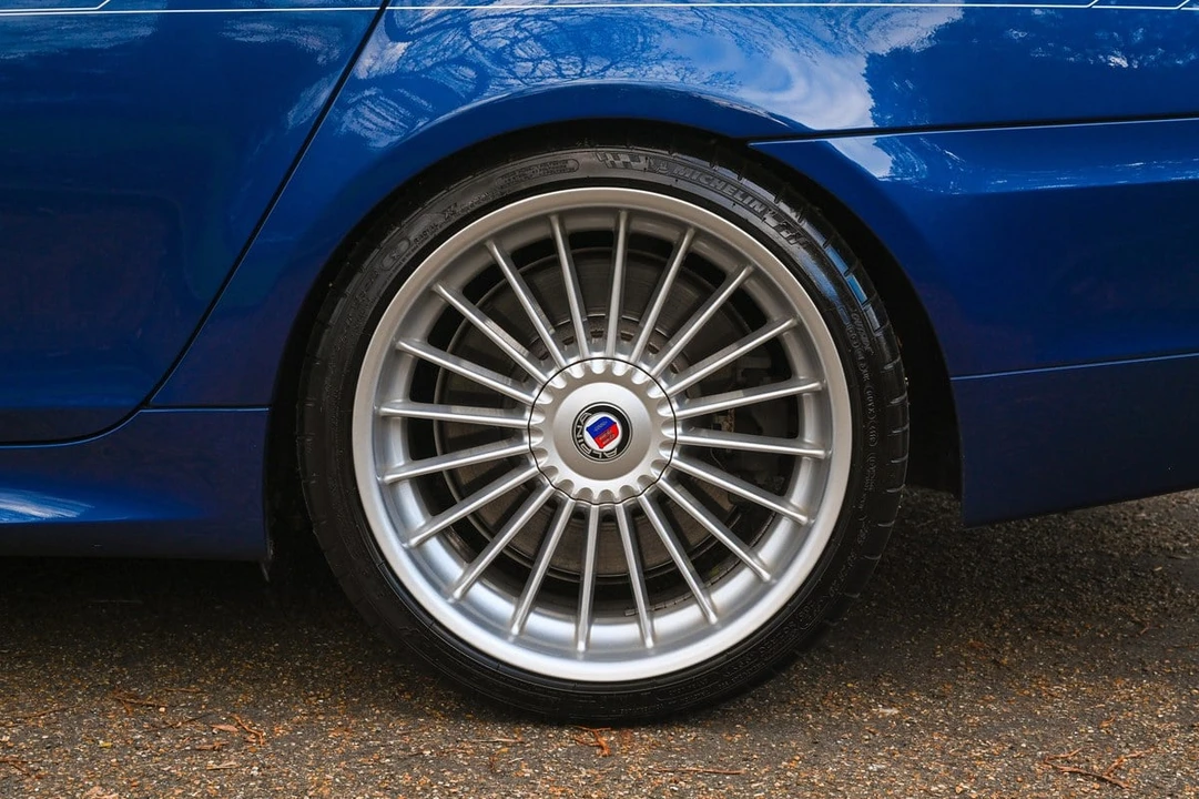 2009 BMW Alpina B5 - Image 15 of 30