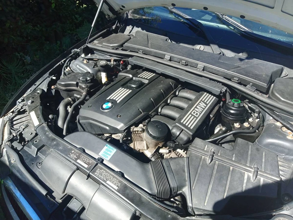 2009 BMW E93 3 Series Convertible - Image 7 of 11