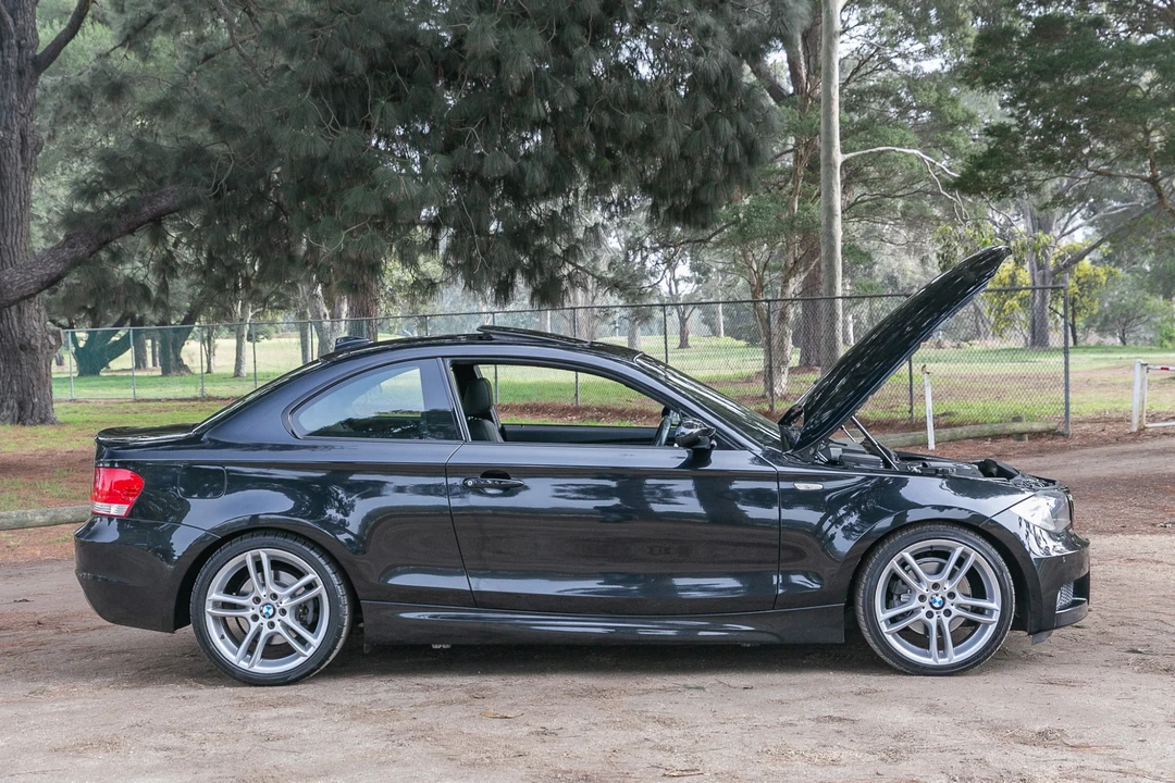 2009 BMW E81/E82/E88 1 Series - Image 31 of 31
