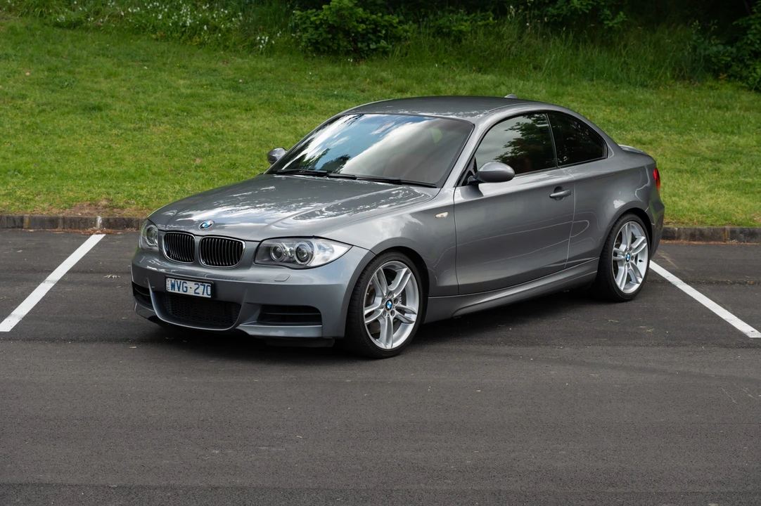 2009 BMW E82 135i & 135is - Image 20 of 31