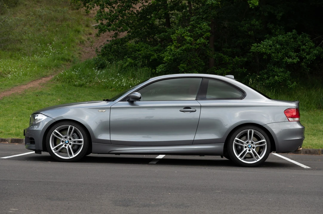 2009 BMW E82 135i & 135is - Image 27 of 31