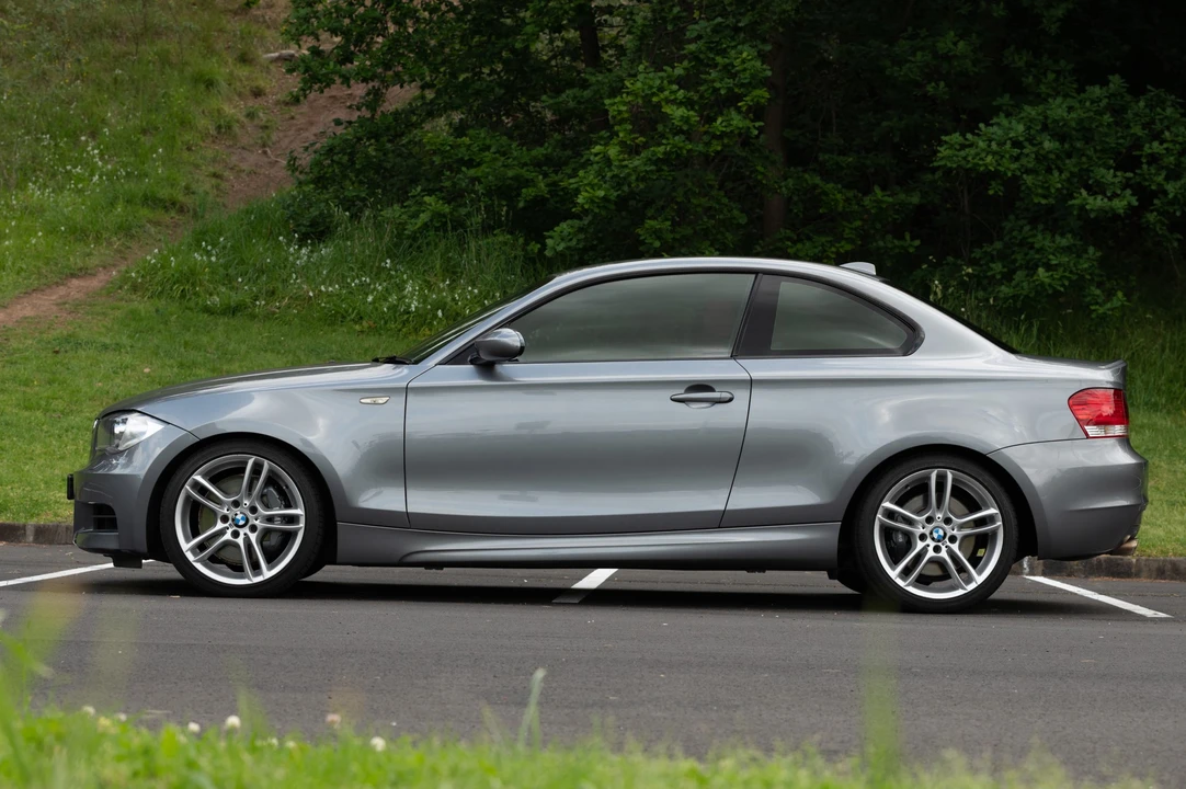 2009 BMW E82 135i & 135is - Image 9 of 31